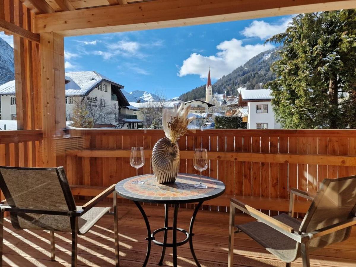 Die Holzgauerin Bagian luar foto