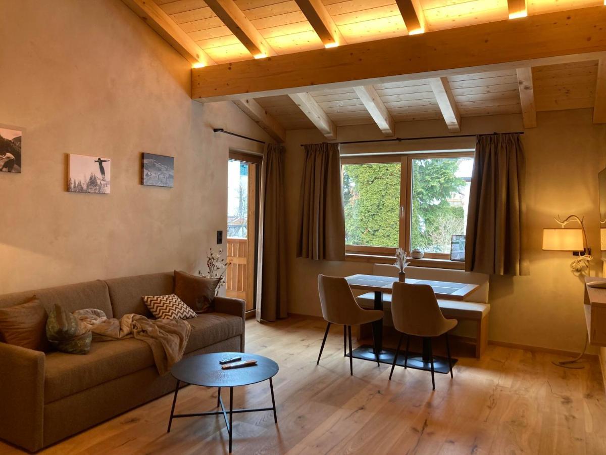 Die Holzgauerin Bagian luar foto